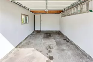 8053 Brooklyn Ave NE, Seattle, WA 98115 - Photo 32