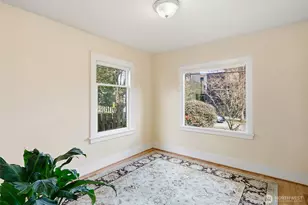 8053 Brooklyn Ave NE, Seattle, WA 98115 - Photo 14