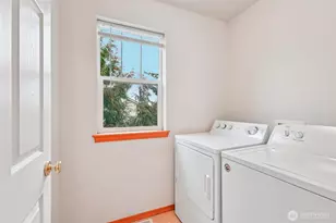 21303 41st Ct W, Mountlake Terrace, WA 98043 - Photo 20