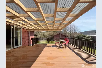 8825 Corbin Drive, Everett, WA 98204 - Photo 26