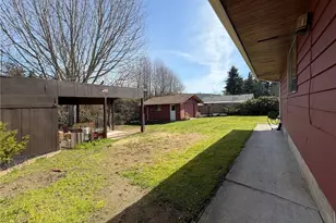 8825 Corbin Dr, Everett, WA 98204 - Photo 30