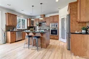 8032 124th Ct NE, Kirkland, WA 98033 - Photo 4