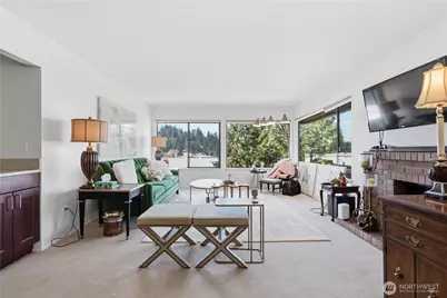 10101 SE 3rd Street #402, Bellevue, WA 98004 - Photo 6