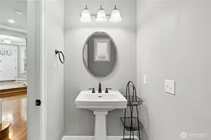 2411 30th Ave NE, Issaquah, WA 98029 - Photo 16