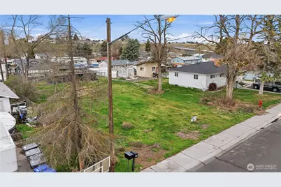 1528 N Buell Street, Moses Lake, WA 98837 - Photo 6