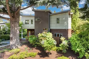 1102 5th St, Kirkland, WA 98033 - Photo 2