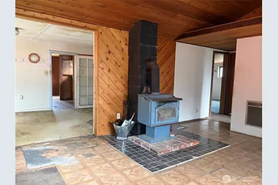 131 Muncie Avenue, Quilcene, WA 98376 - Photo 18