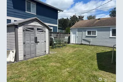 811 & 813 E Fairhaven Avenue, Burlington, WA 98233 - Photo 8