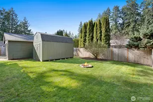 20709 108th St E, Bonney Lake, WA 98391 - Photo 30