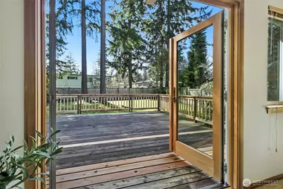 12635 SE 54th Street, Bellevue, WA 98006 - Photo 10