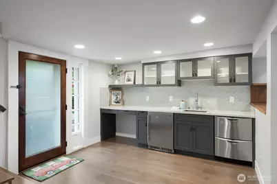 3258 14th Avenue W, Seattle, WA 98119 - Photo 22