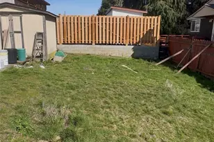 7718 Beacon Ave S, Seattle, WA 98118 - Photo 2