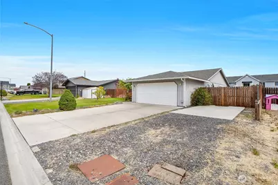 230 NE K Street, Ephrata, WA 98823 - Photo 4