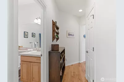 24264 NE Vine Maple Way, Redmond, WA 98053 - Photo 18