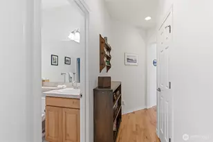 24264 NE Vine Maple Way, Redmond, WA 98053 - Photo 18