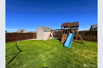1015 S 10th Avenue, Othello, WA 99344 - Photo 32