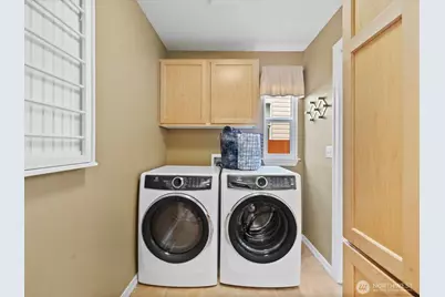 8902 NE 178th St, Bothell, WA 98011 - Photo 14