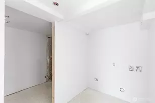 5752 NE 62nd St, Seattle, WA 98115 - Photo 10