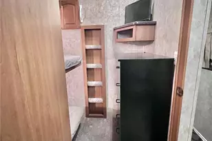 240 Shinn Canyon Dr, Deming, WA 98244 - Photo 26