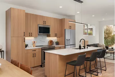 219 NE 75th Street, Seattle, WA 98115 - Photo 4