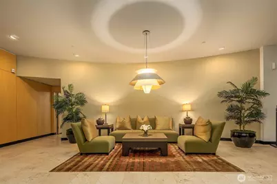 2716 Elliott Avenue #402, Seattle, WA 98121 - Photo 24