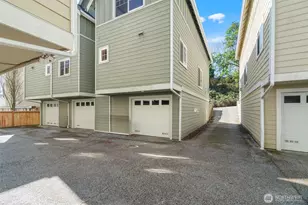 13718 N Midvale Ave, Seattle, WA 98133 - Photo 22