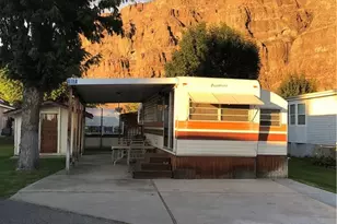 8818 Crescent Bar Rd NW, Quincy, WA 98848 - Photo 1