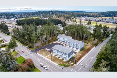 945 NW Heller Street #C2, Oak Harbor, WA 98277 - Photo 36