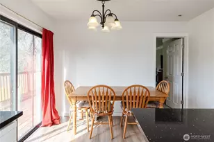 158 136th St E, Tacoma, WA 98445 - Photo 8