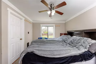 158 136th St E, Tacoma, WA 98445 - Photo 10