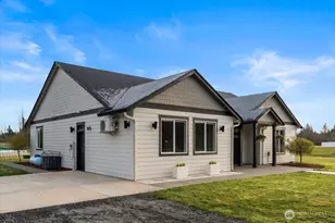 219 Bremgartner Rd, Winlock, WA 98596 - Photo 2