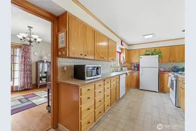 106 N Franklin Avenue, Wenatchee, WA 98801 - Photo 12