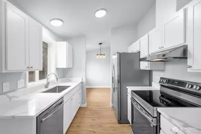 2205 65th Avenue NE, Tacoma, WA 98422 - Photo 2