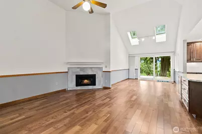 25242 Lake Wilderness Country Club Drive SE, Maple Valley, WA 98038 - Photo 12