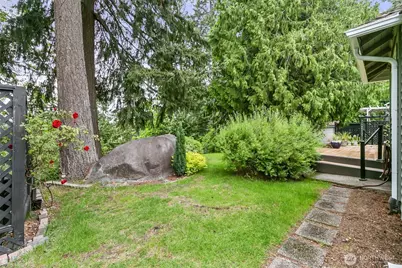 25242 Lake Wilderness Country Club Drive SE, Maple Valley, WA 98038 - Photo 28