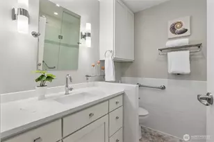 12303 Harbour Pointe Blvd, Mukilteo, WA 98275 - Photo 20