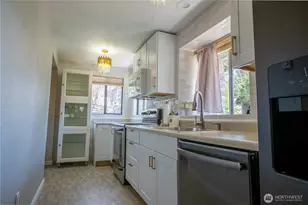 12022 SE 223rd Dr, Kent, WA 98031 - Photo 8