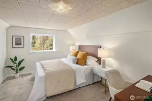 9213 25th Ave NE, Seattle, WA 98115 - Photo 18