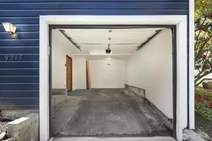 9213 25th Ave NE, Seattle, WA 98115 - Photo 26