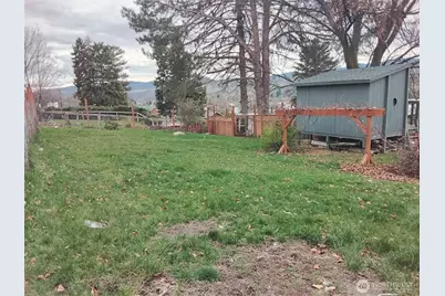 109 Antwine Avenue S, Tonasket, WA 98855 - Photo 14