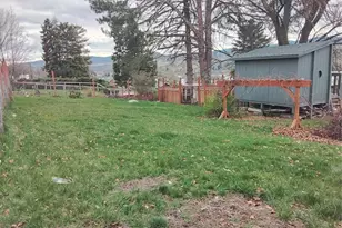 109 Antwine Ave S, Tonasket, WA 98855 - Photo 14