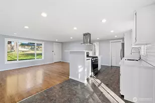 12005 SE 157th Pl, Renton, WA 98058 - Photo 16