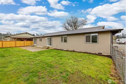 16517 43rd Avenue E, Tacoma, WA 98446 - Photo 32