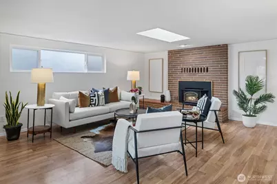 10044 12th Avenue NW, Seattle, WA 98177 - Photo 2