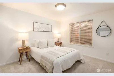 566 Prospect Street #108, Seattle, WA 98109 - Photo 10