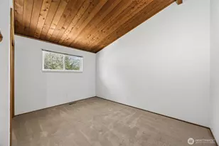 12502 Bingham Ave E, Tacoma, WA 98446 - Photo 14