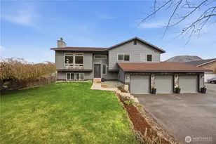 109 Nelmida Ln, Chelan, WA 98816 - Photo 2