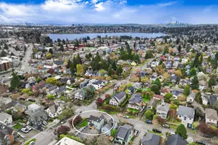 8401 Linden Ave N, Seattle, WA 98103 - Photo 34