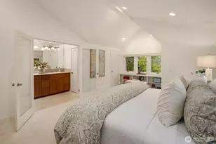 8021 SE 57th St, Mercer Island, WA 98040 - Photo 22