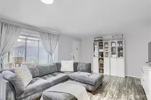 1002 Columbia Ave, Marysville, WA 98270 - Photo 4